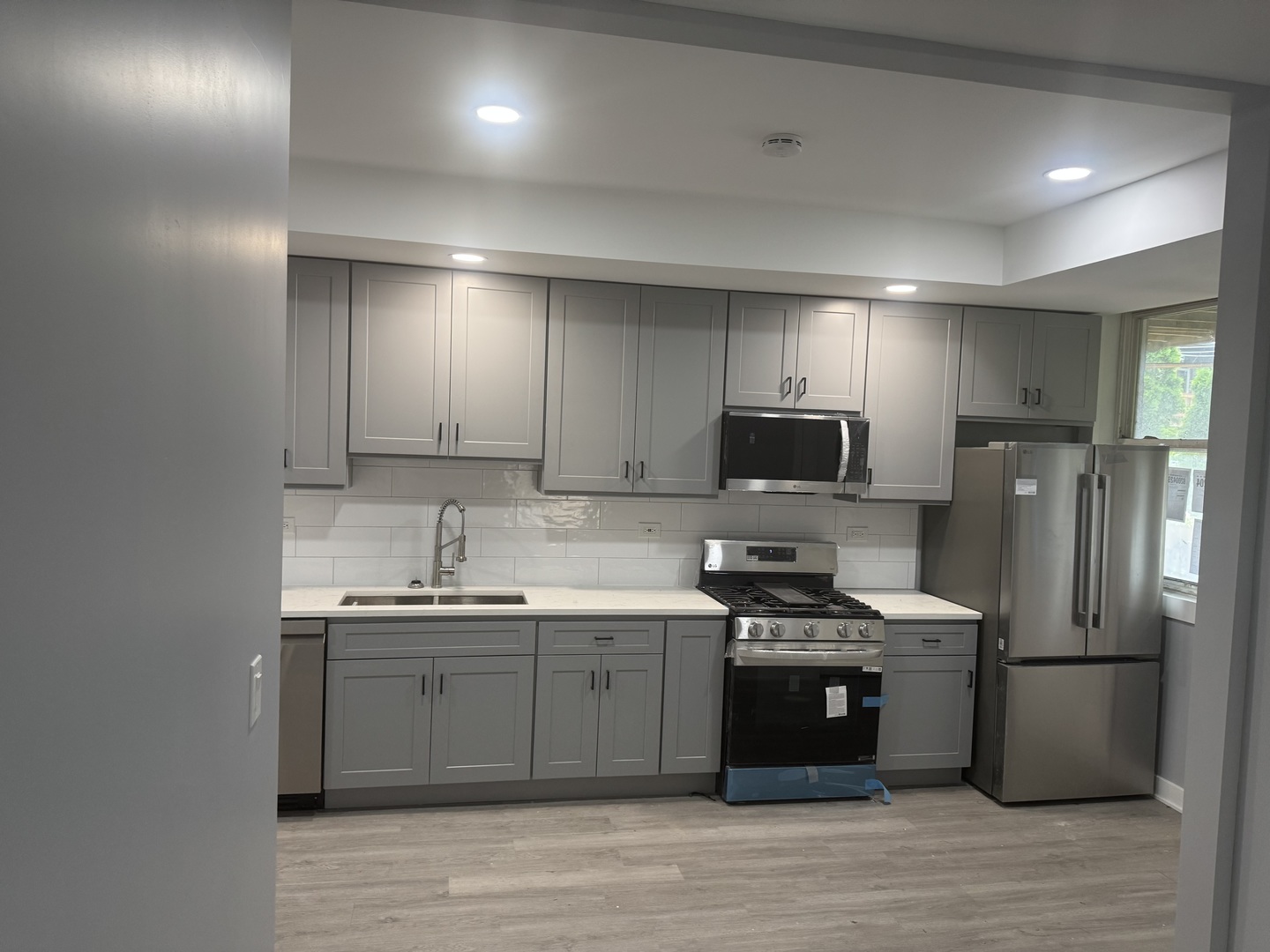 1217 E 53rd Street Unit: 2W