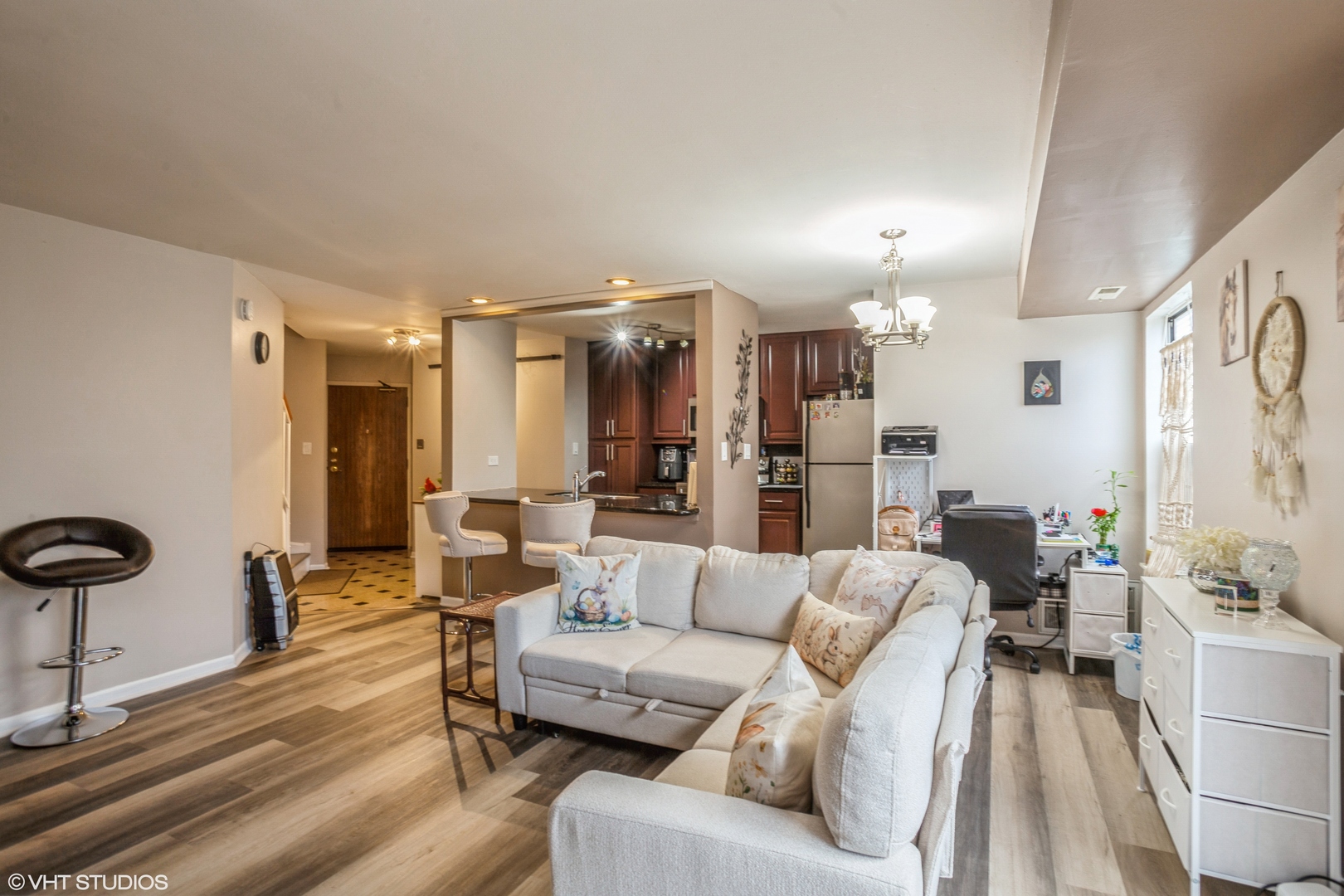 109 White Oak Court Unit: 7