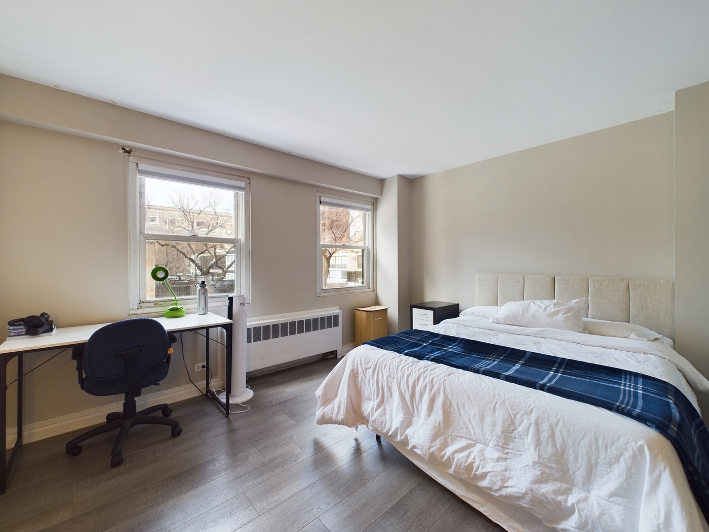 2909 N Sheridan Road Unit: 211