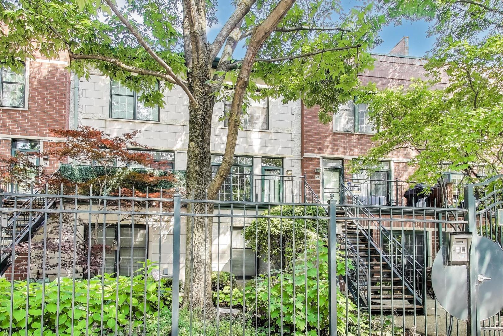 1813 S Clark Street Unit: K41