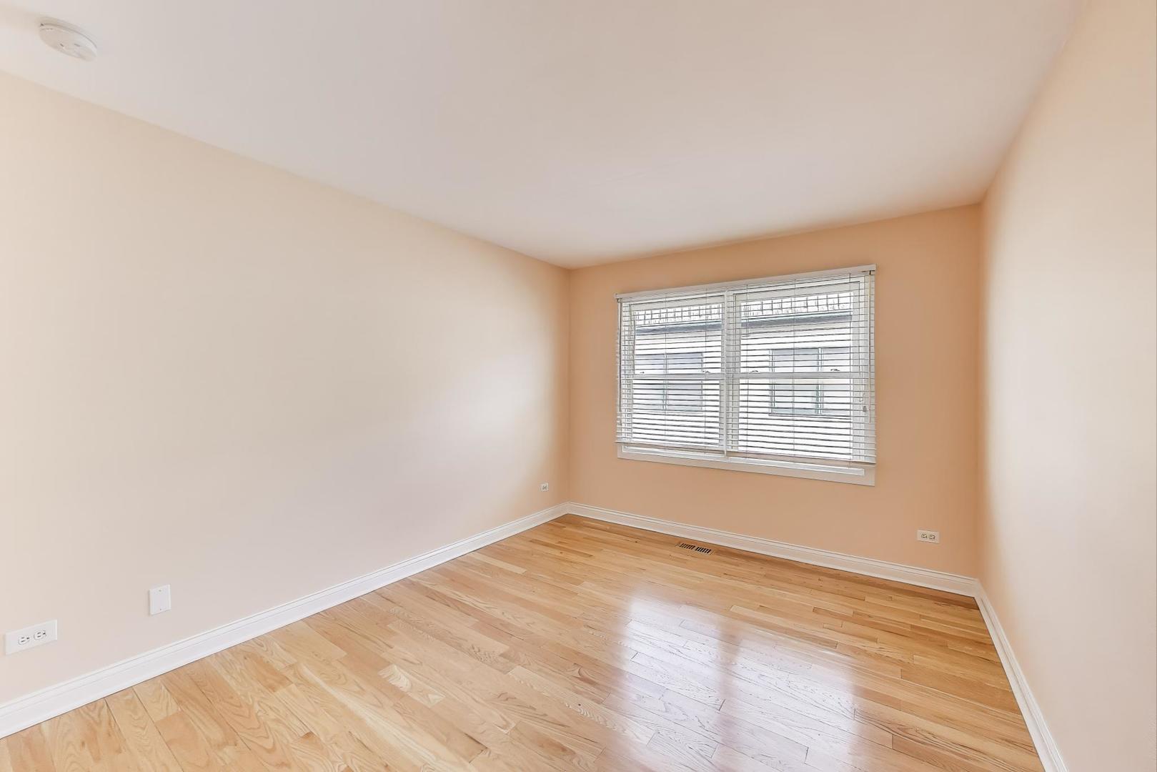 1813 S Clark Street Unit: K41