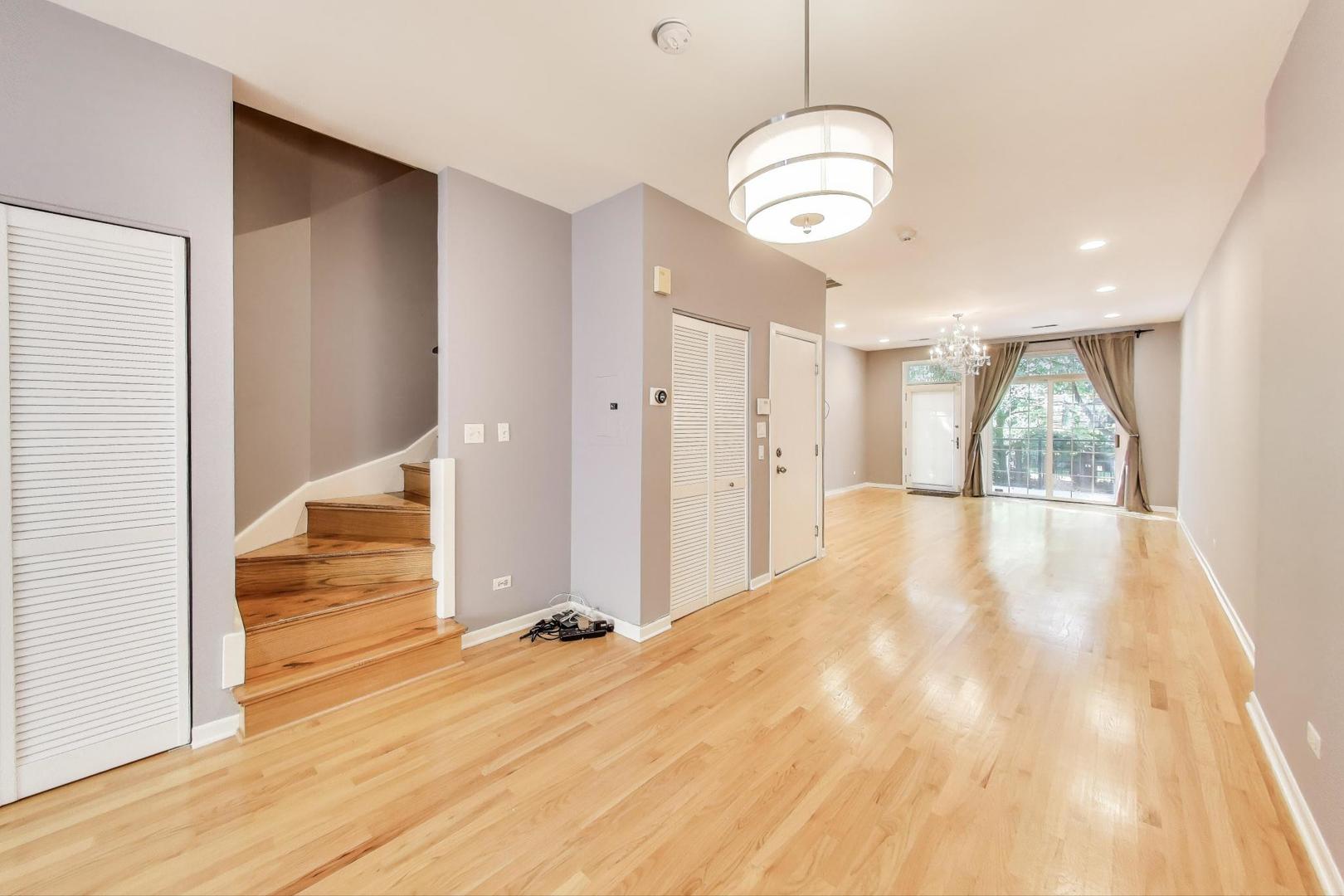 1813 S Clark Street Unit: K41