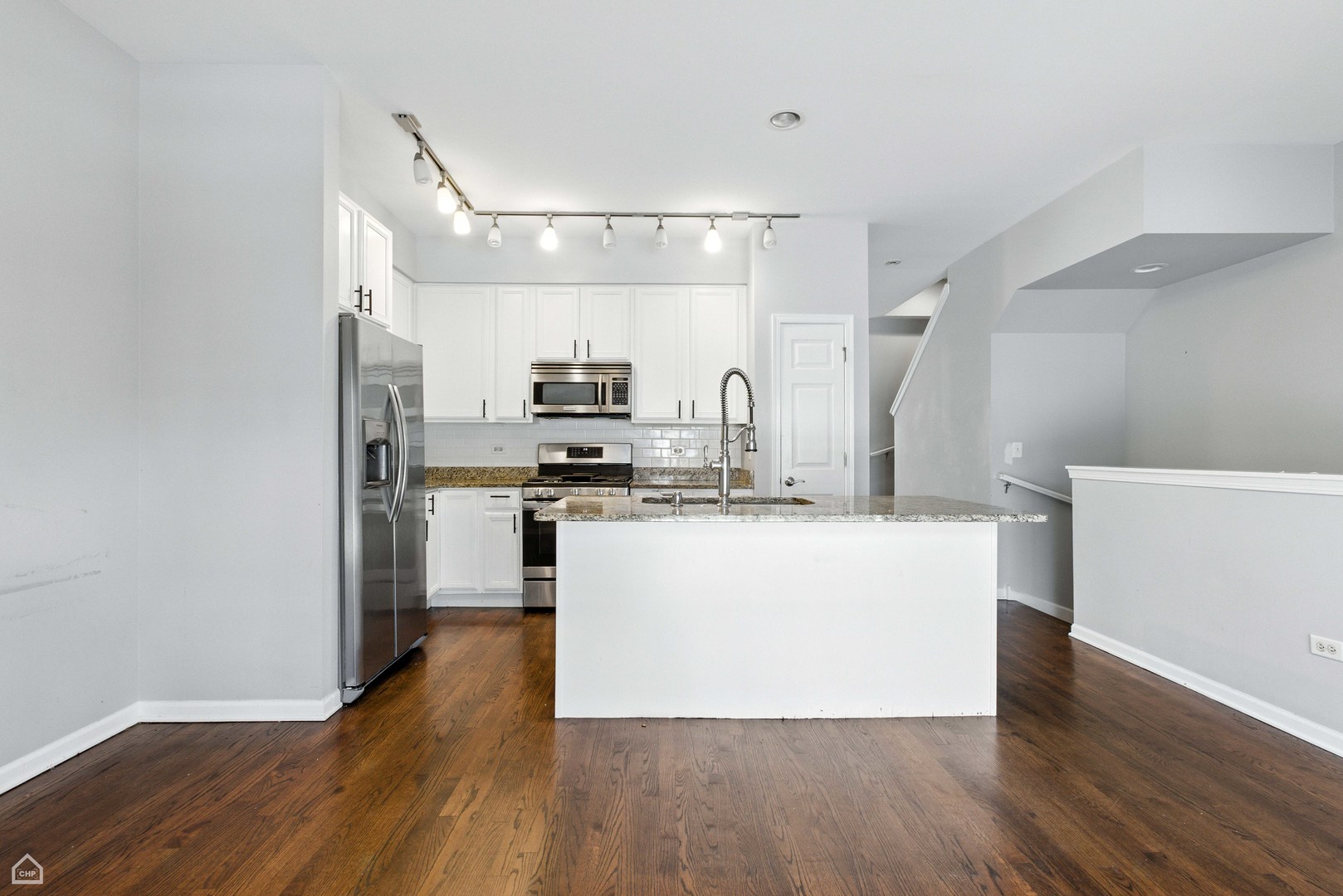 346 E 25th Place