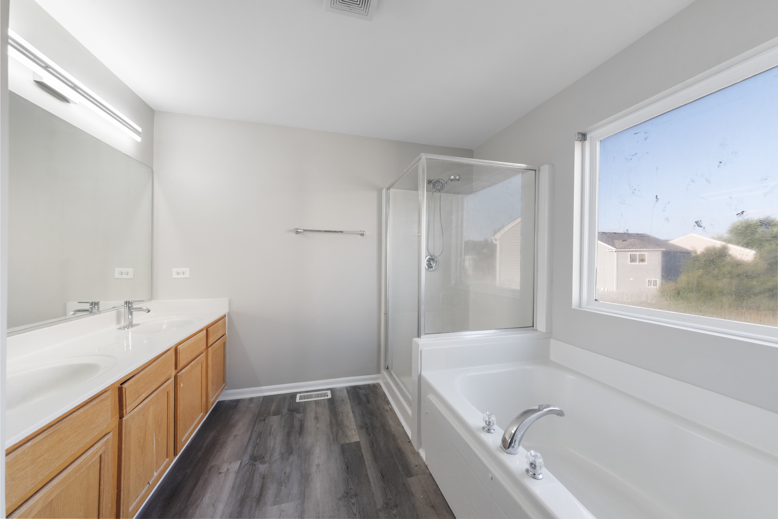6407 Coyote Ridge Court