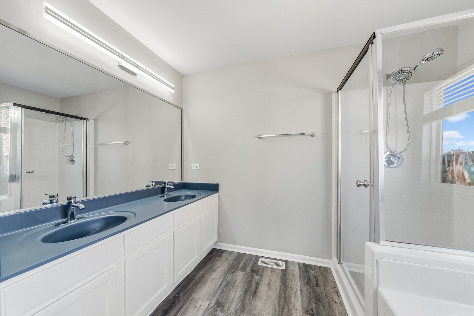 6407 Coyote Ridge Court