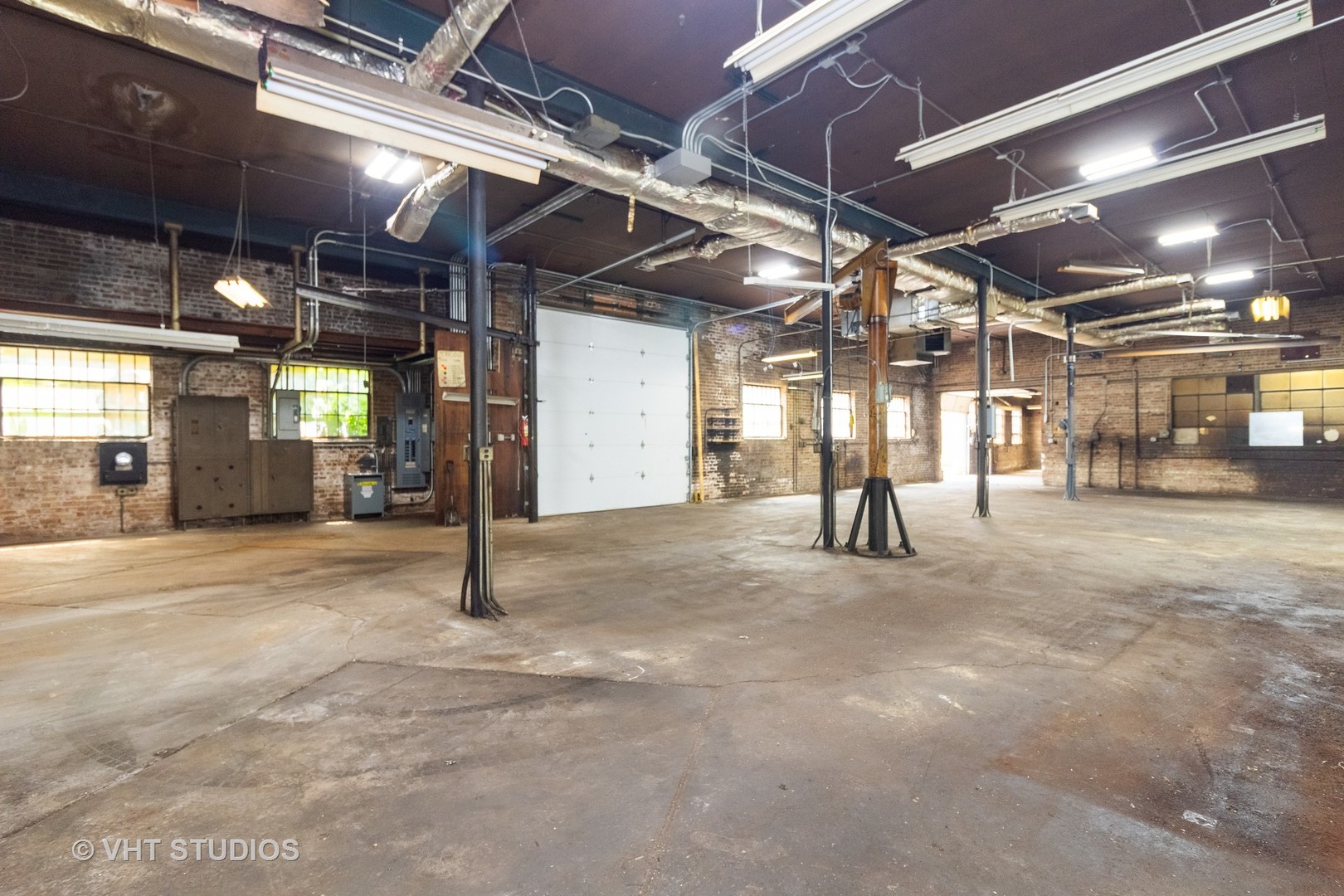 3957 N Normandy Avenue