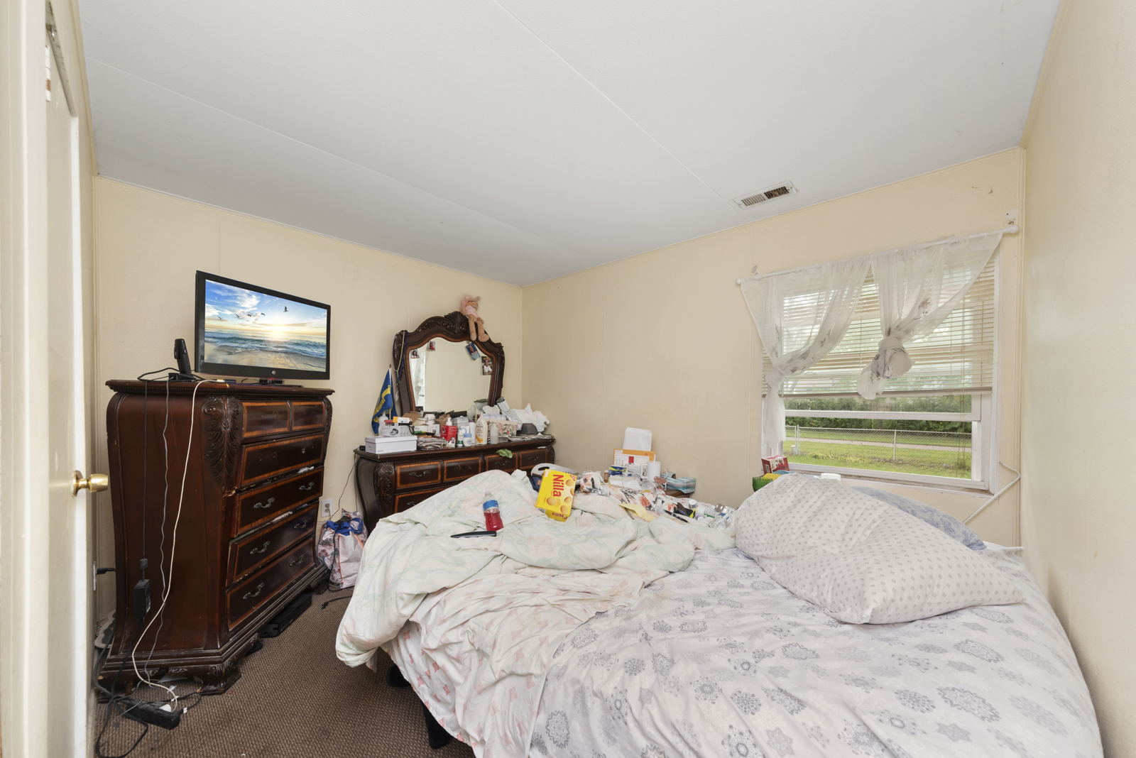 22204 Kostner Avenue