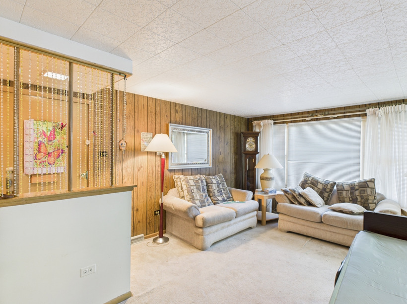 11314 S Green Bay Avenue