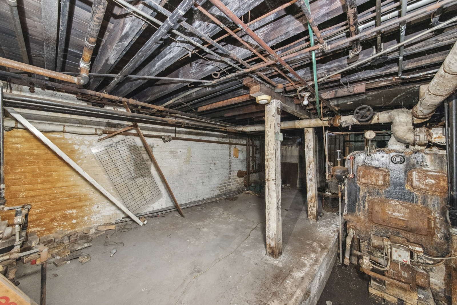 3330-3332 N Milwaukee Avenue