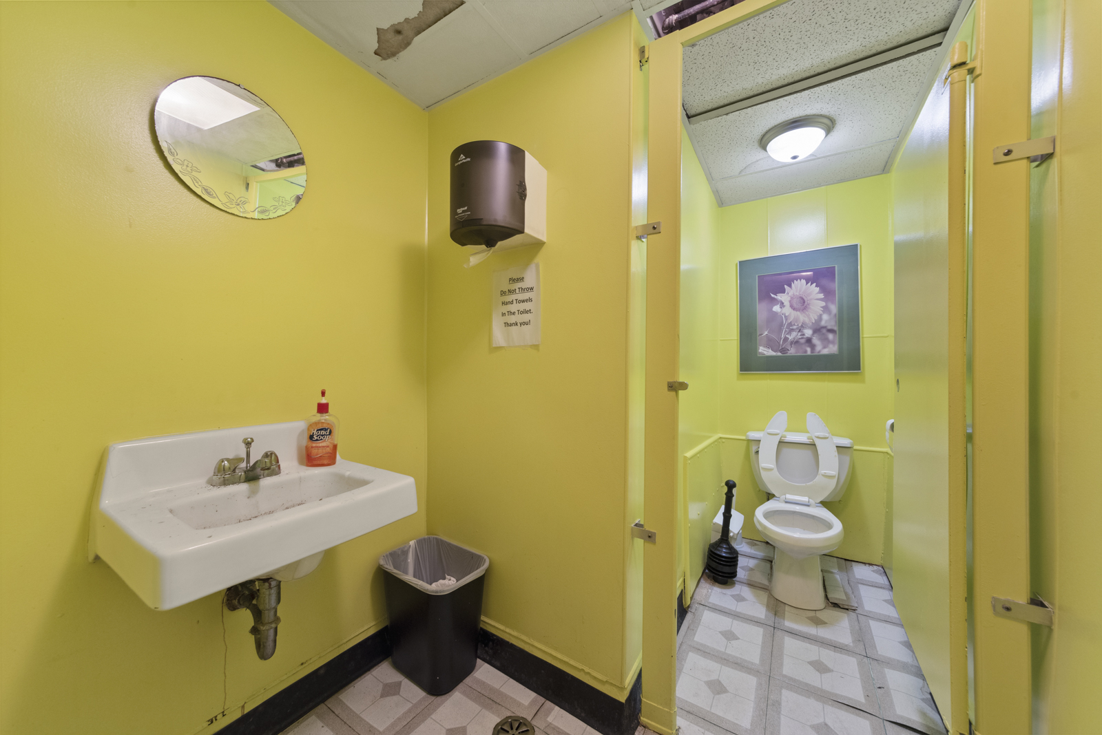 3330-3332 N Milwaukee Avenue