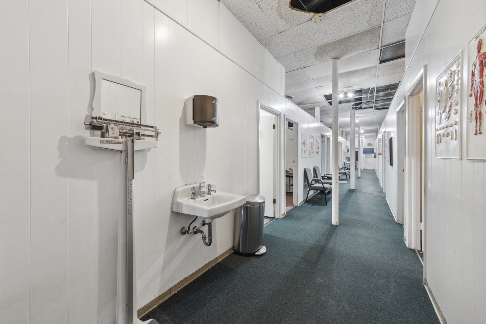 3330-3332 N Milwaukee Avenue