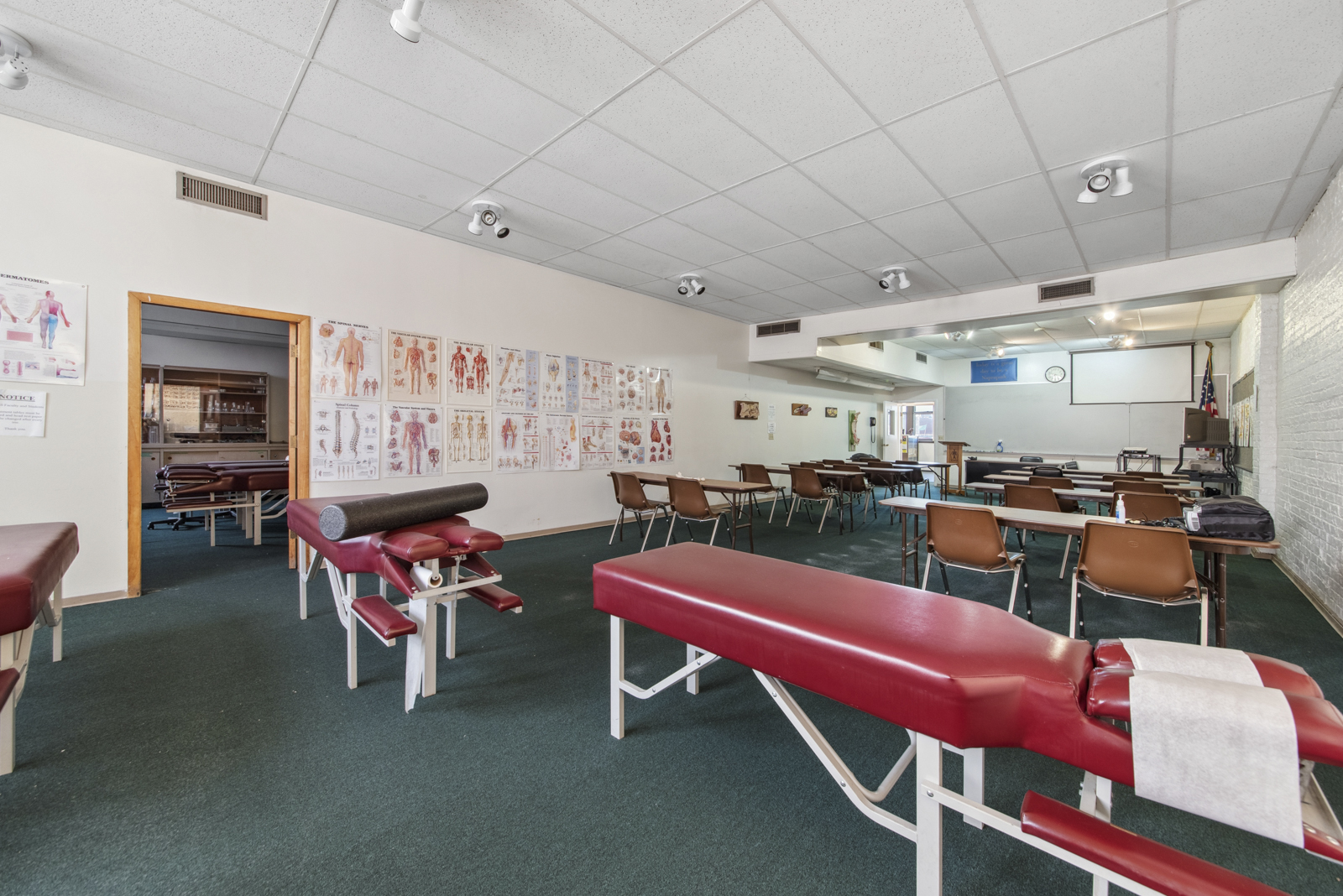 3330-3332 N Milwaukee Avenue