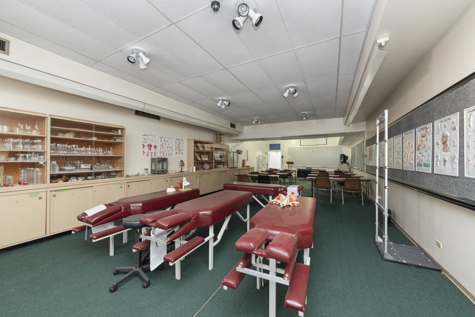 3330-3332 N Milwaukee Avenue