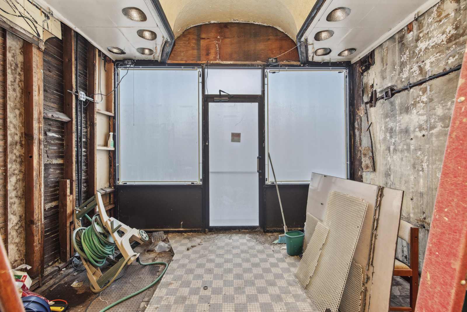 3330-3332 N Milwaukee Avenue