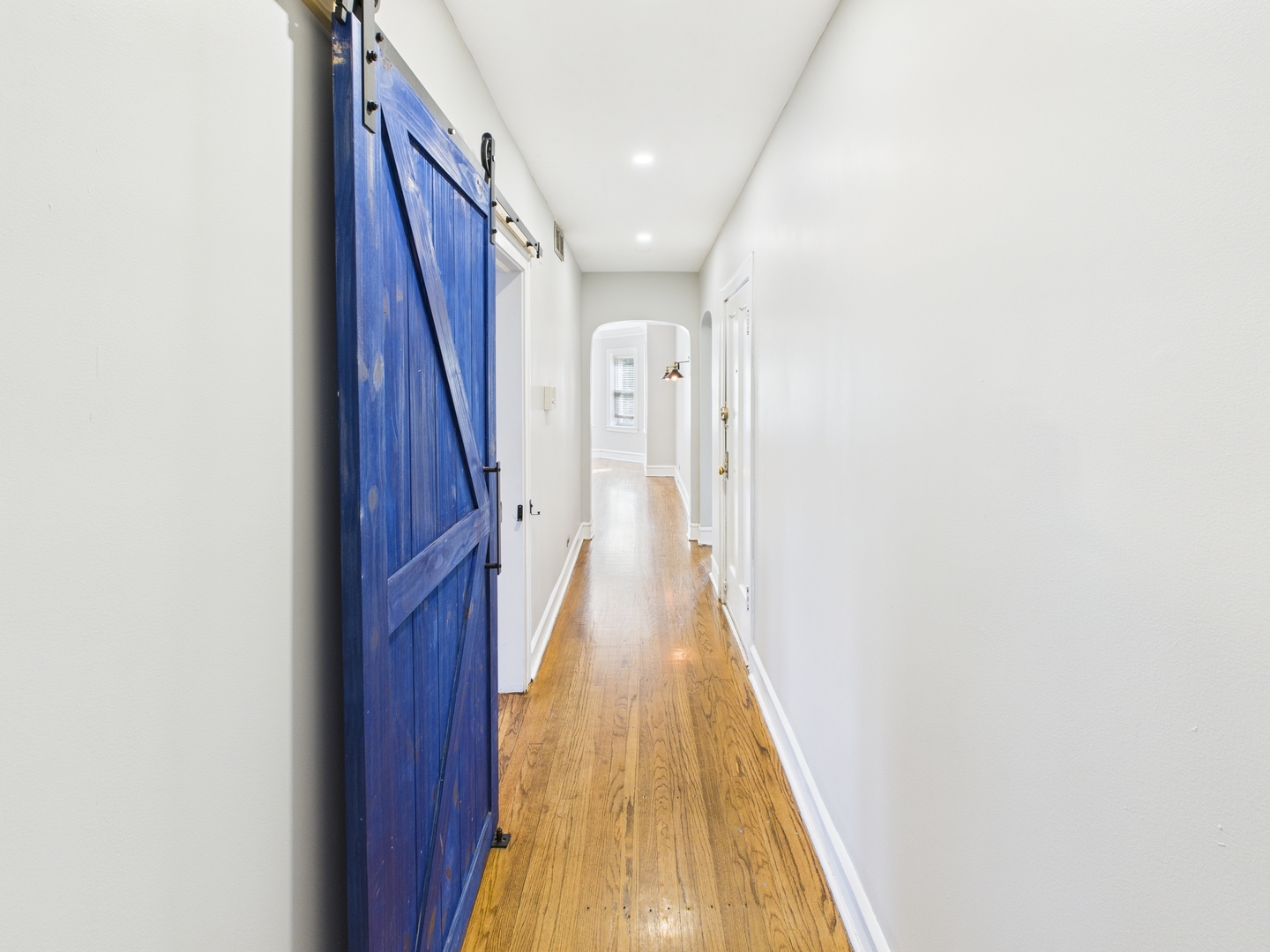 1030 N Austin Boulevard Unit: 2N