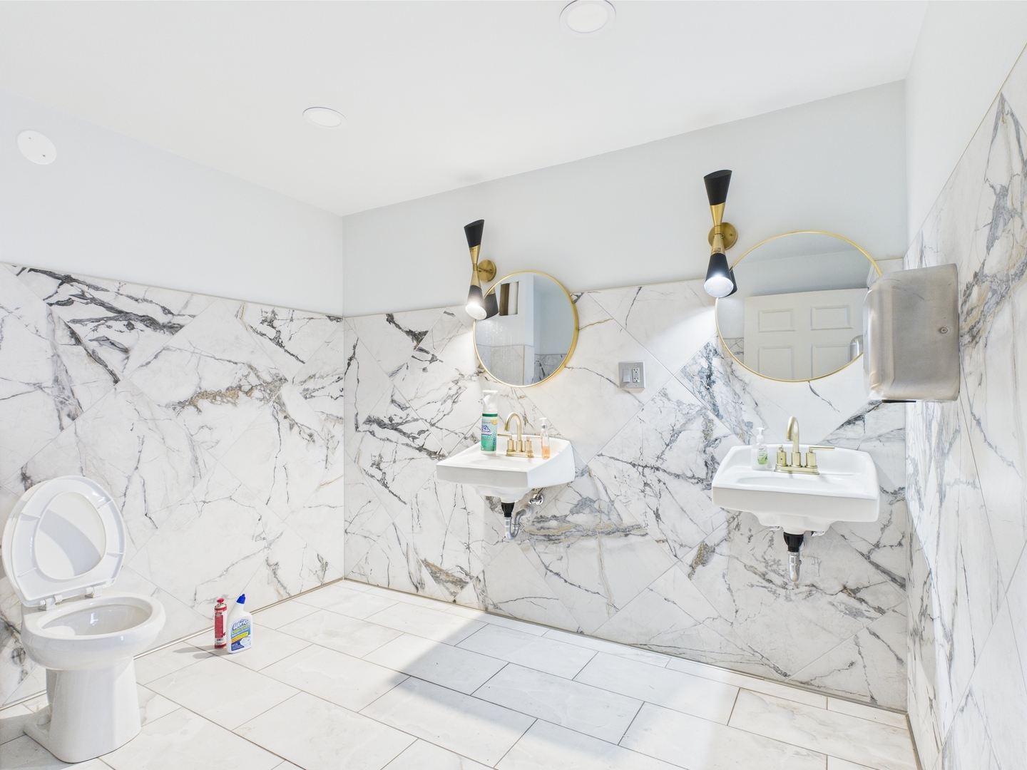 1800 W Pershing Road