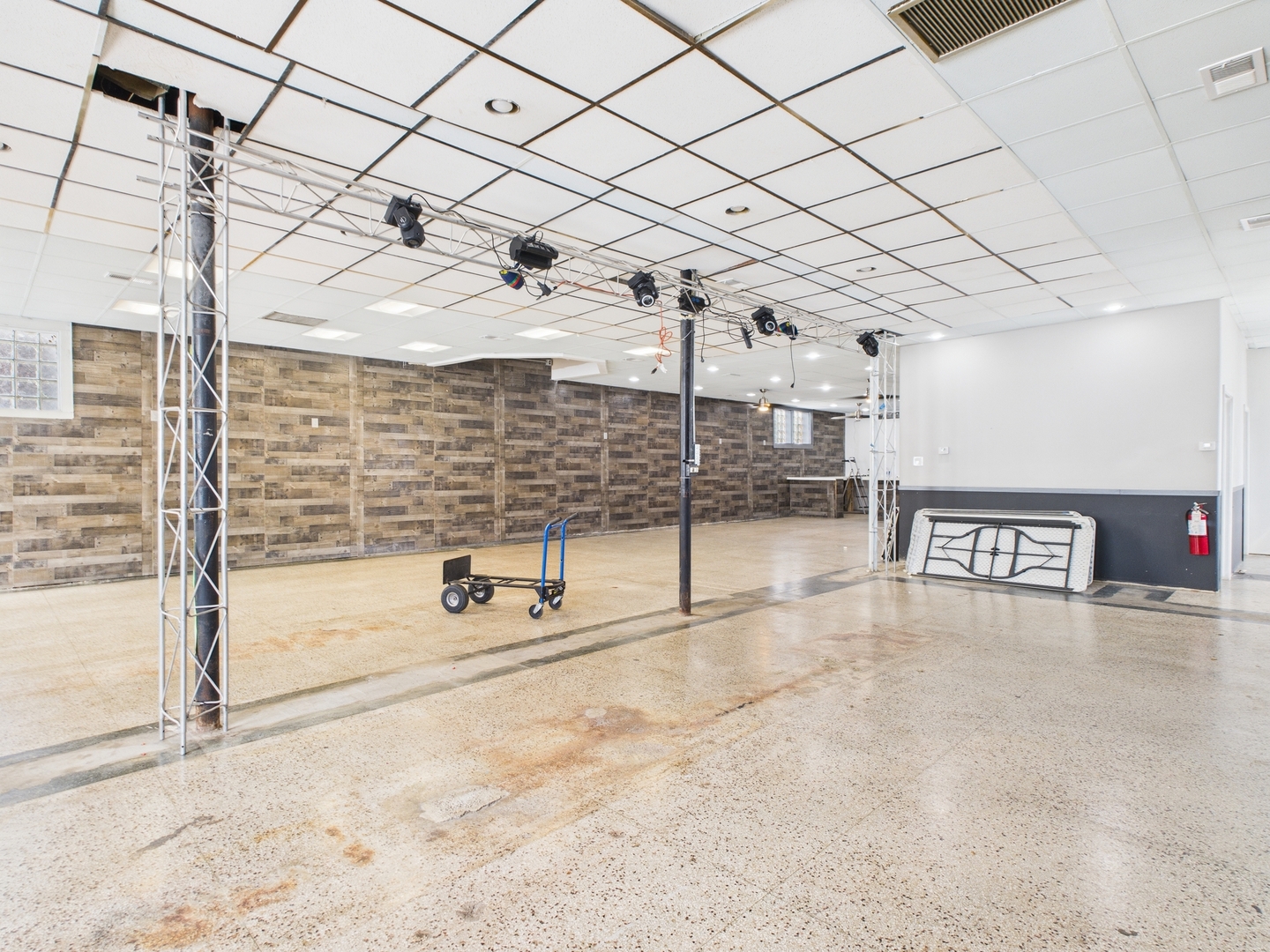 1800 W Pershing Road