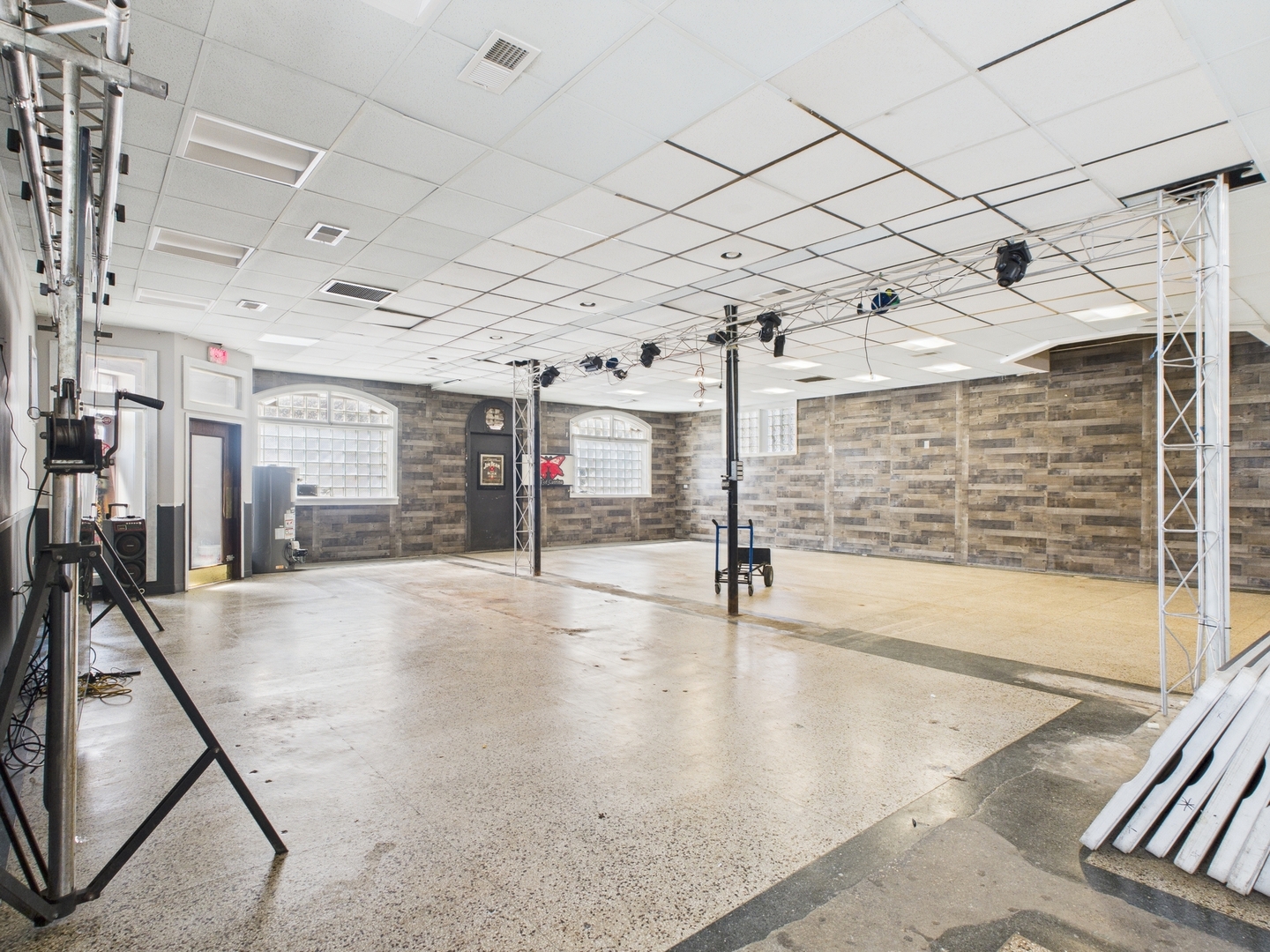 1800 W Pershing Road