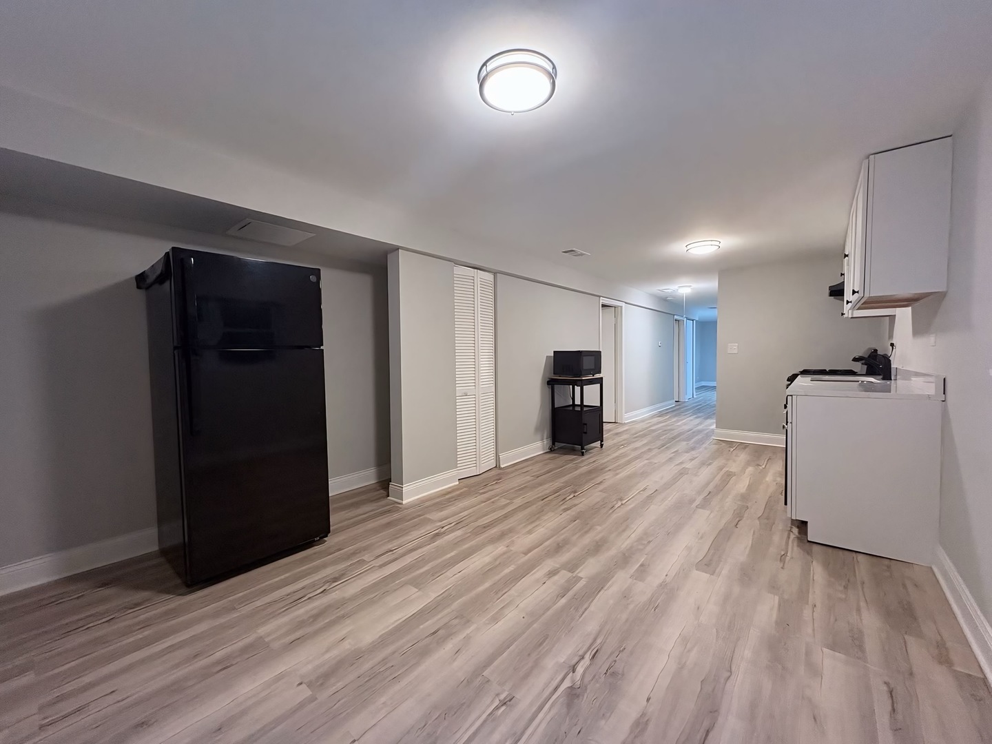 5206 W Eddy Street Unit: G