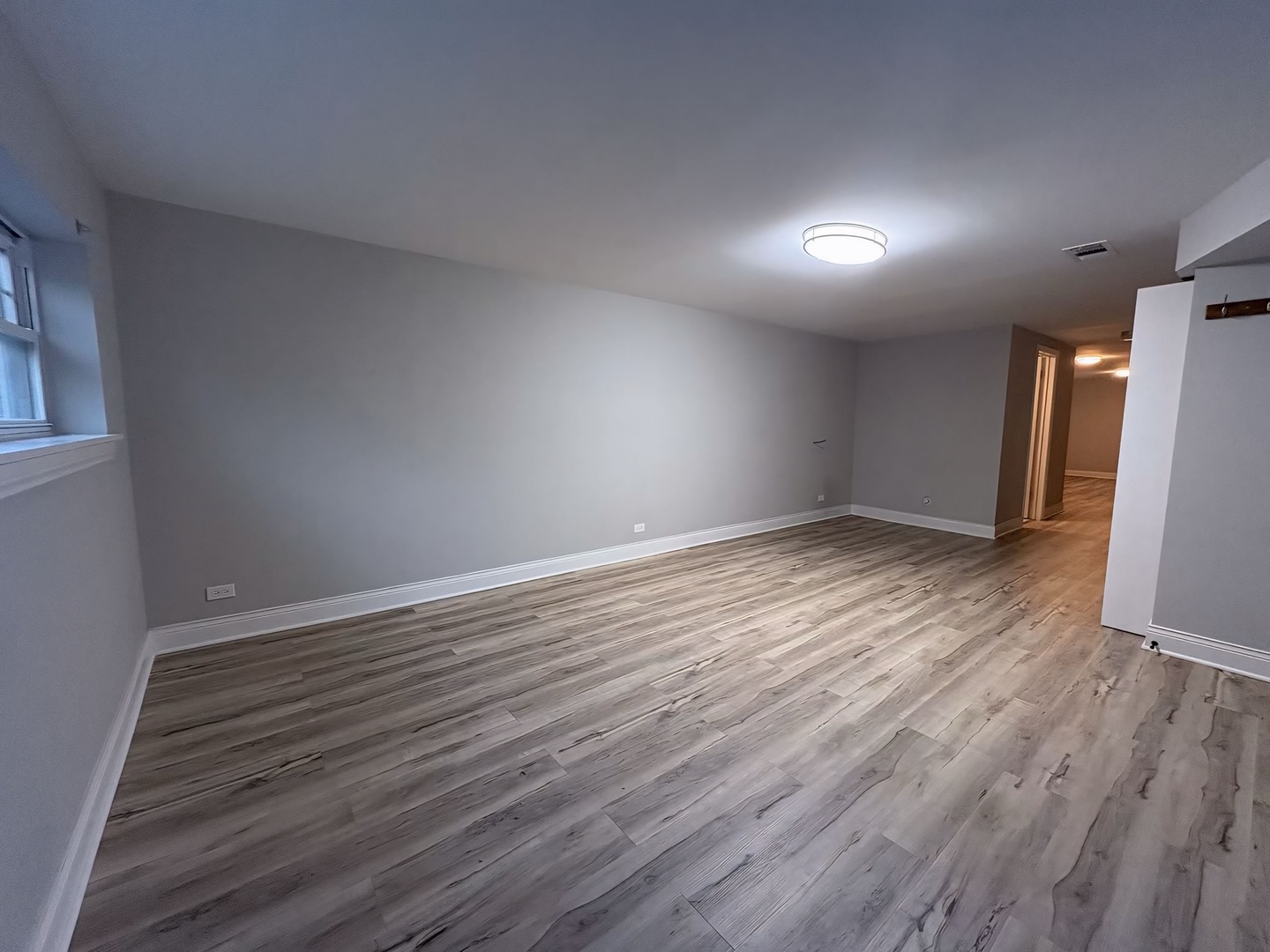 5206 W Eddy Street Unit: G