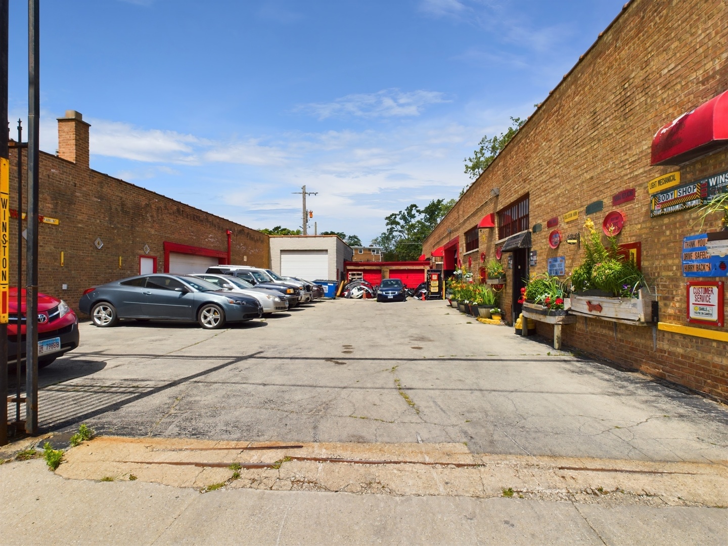 9540 S Vincennes Avenue