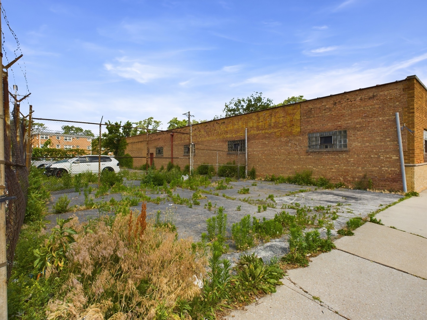 9540 S Vincennes Avenue