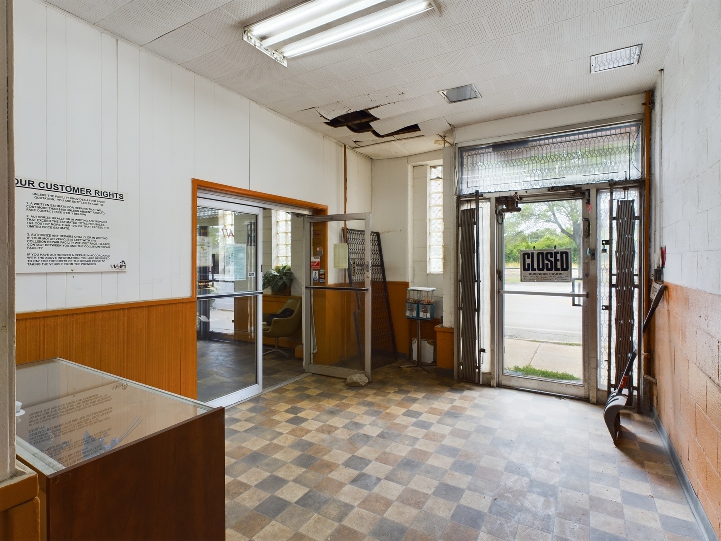 9540 S Vincennes Avenue