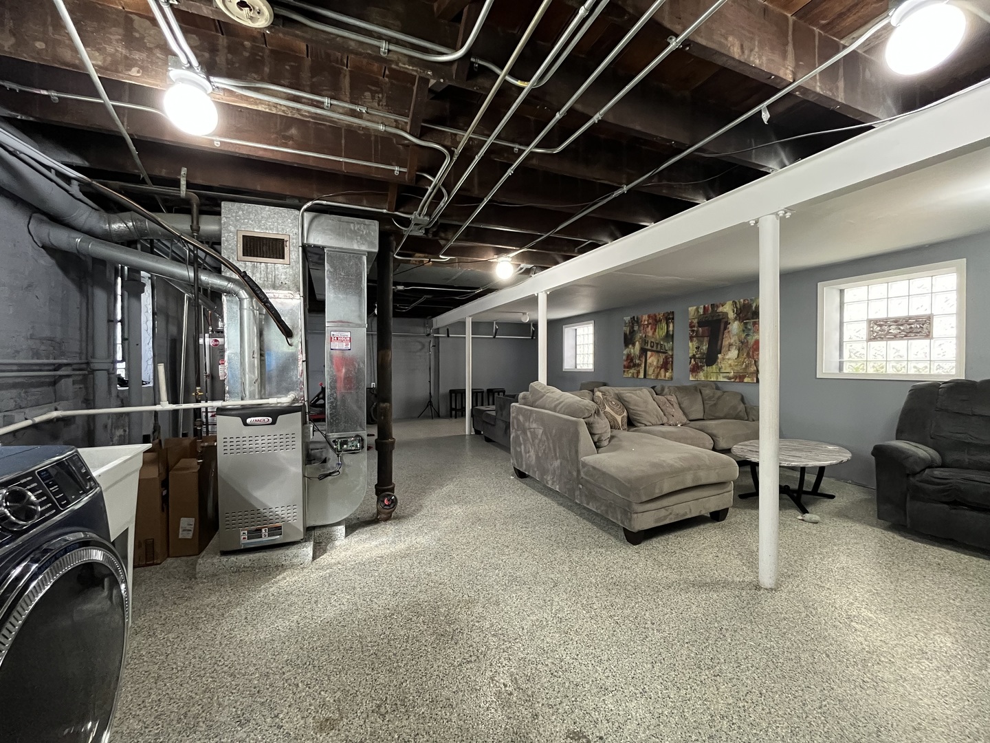 2613 Highland Avenue