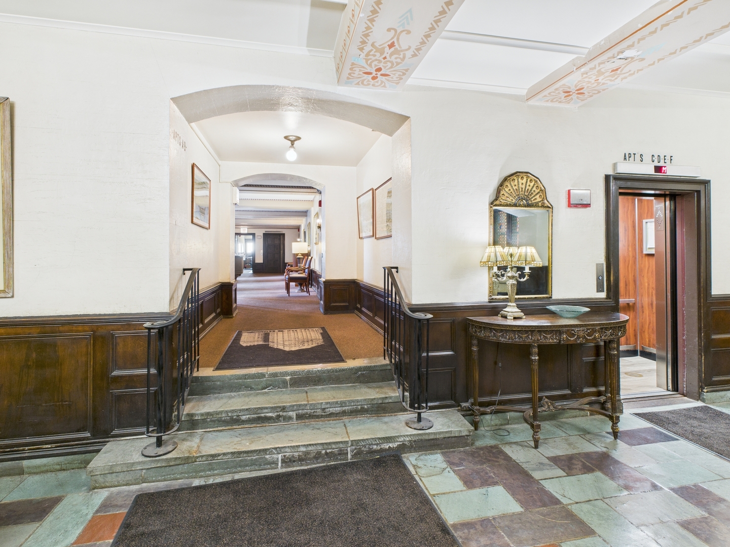 7321 S South Shore Dr Unit: 7D