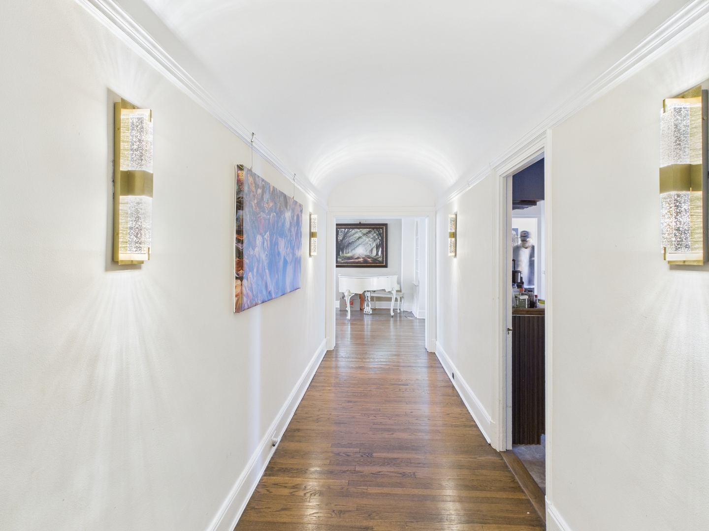 7321 S South Shore Dr Unit: 7D