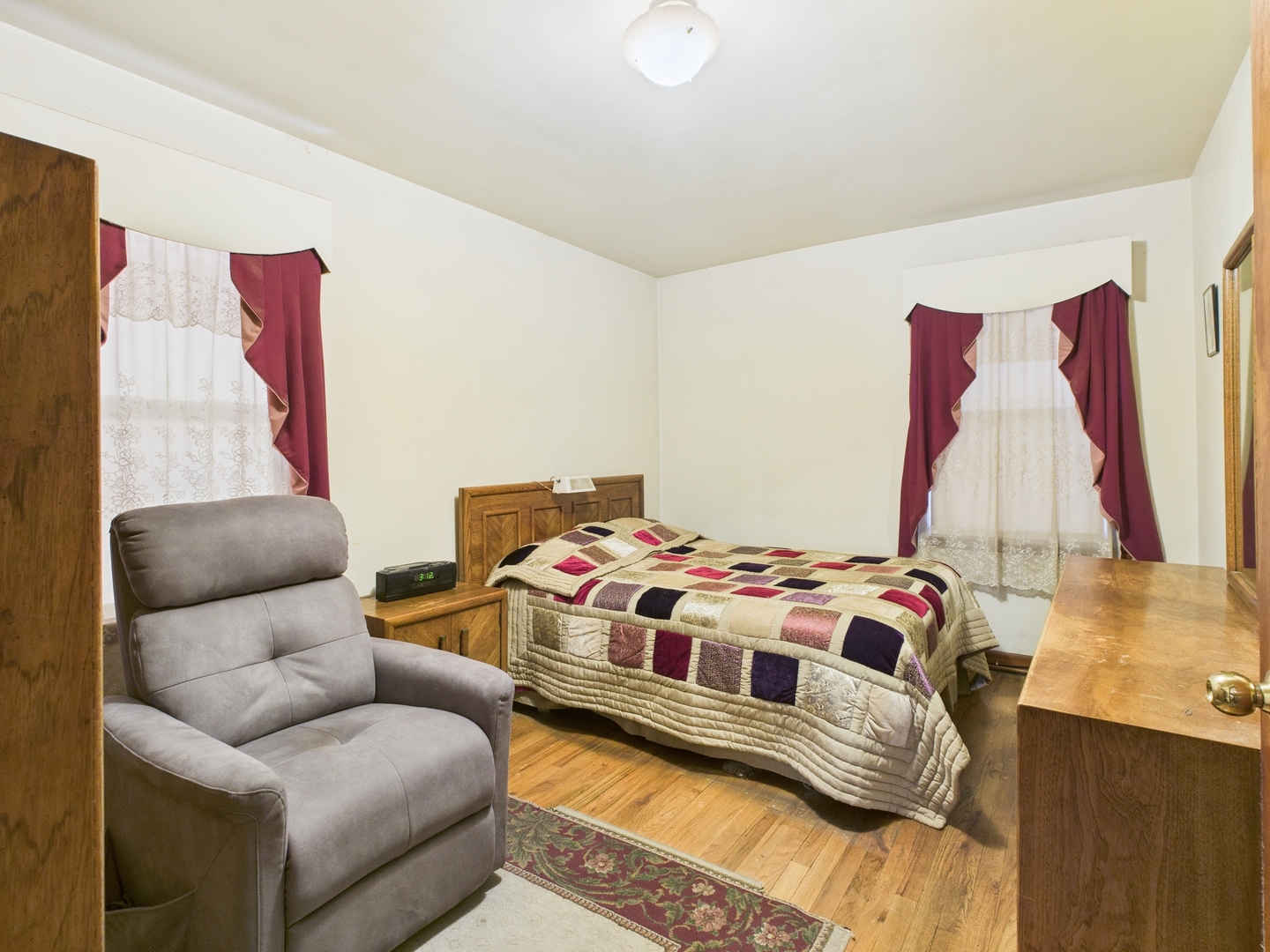 8714 S Merrill Avenue