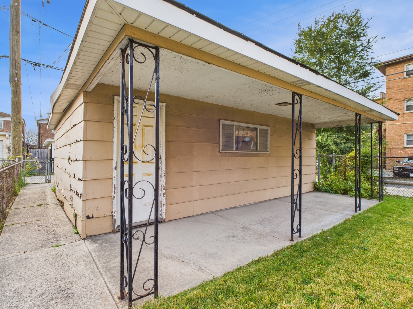 8714 S Merrill Avenue