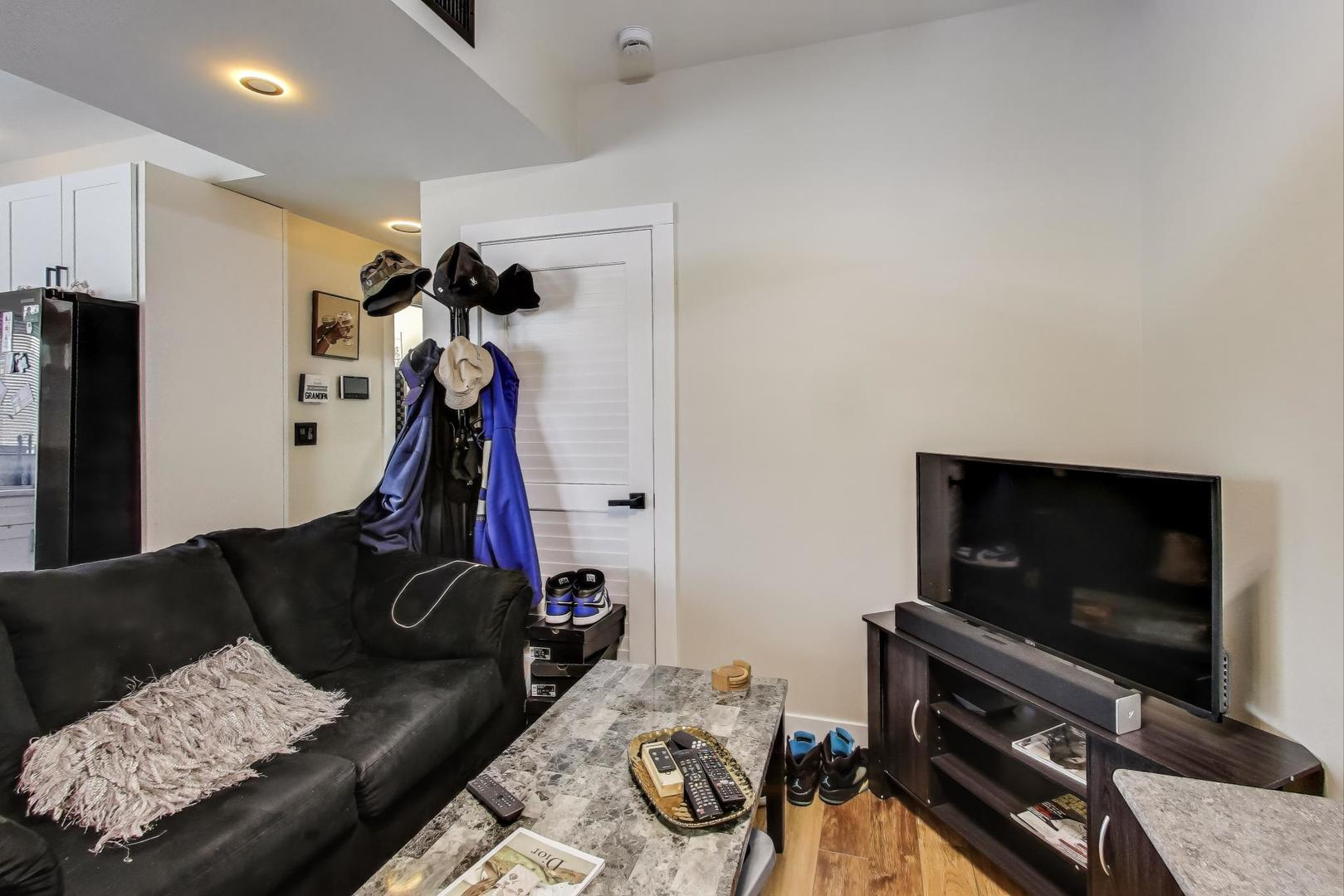 1337 S Austin Boulevard