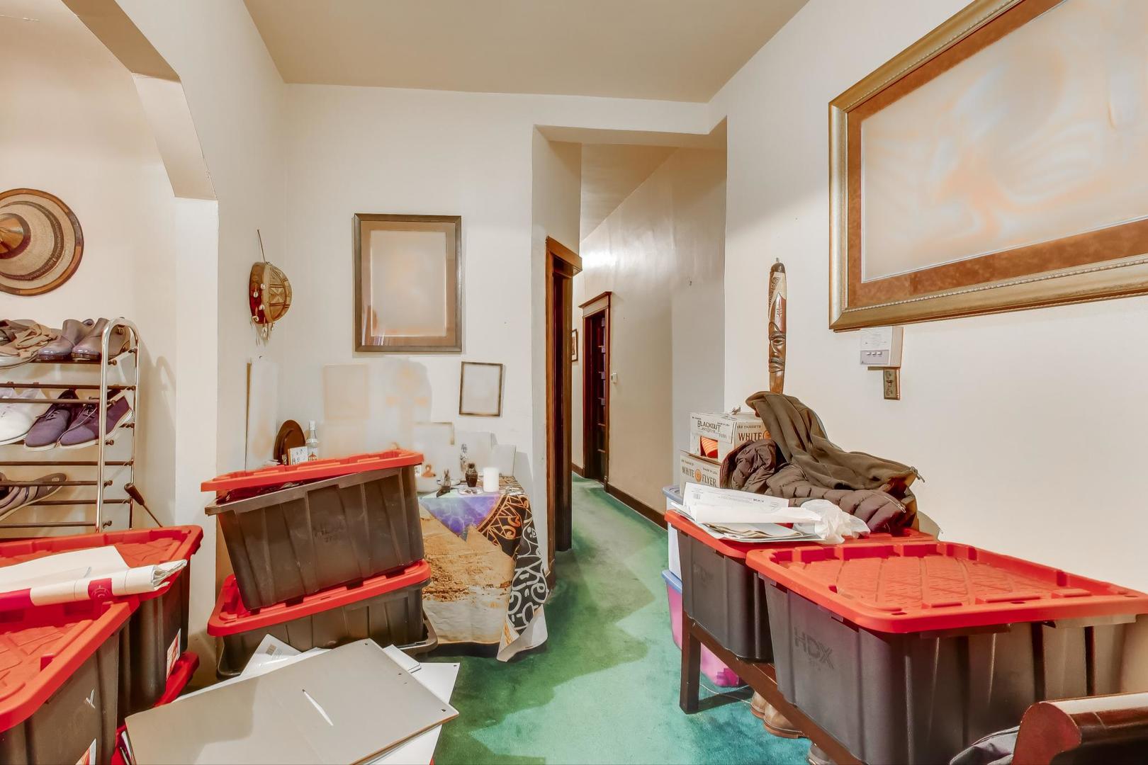 4507 S Michigan Avenue