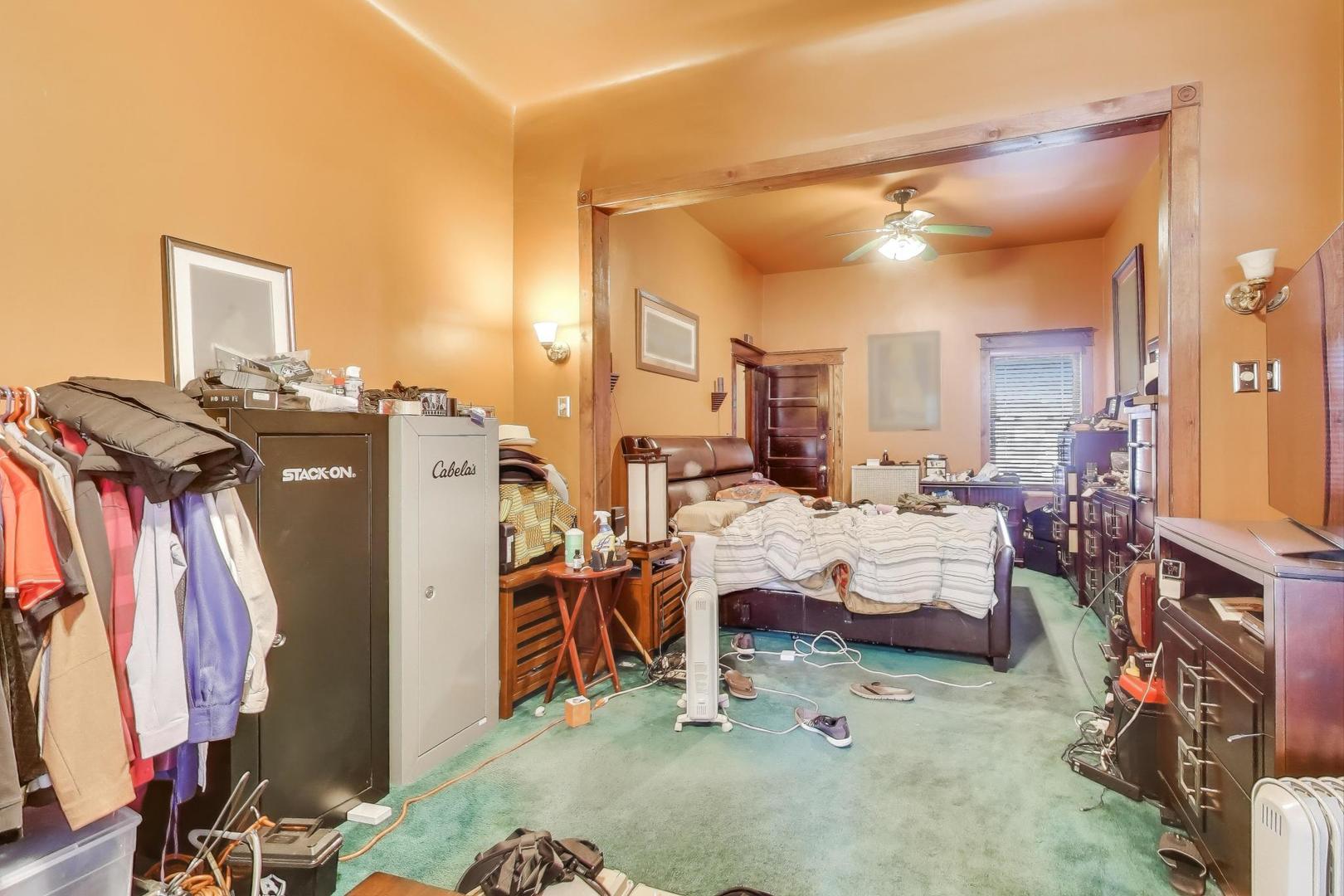 4507 S Michigan Avenue