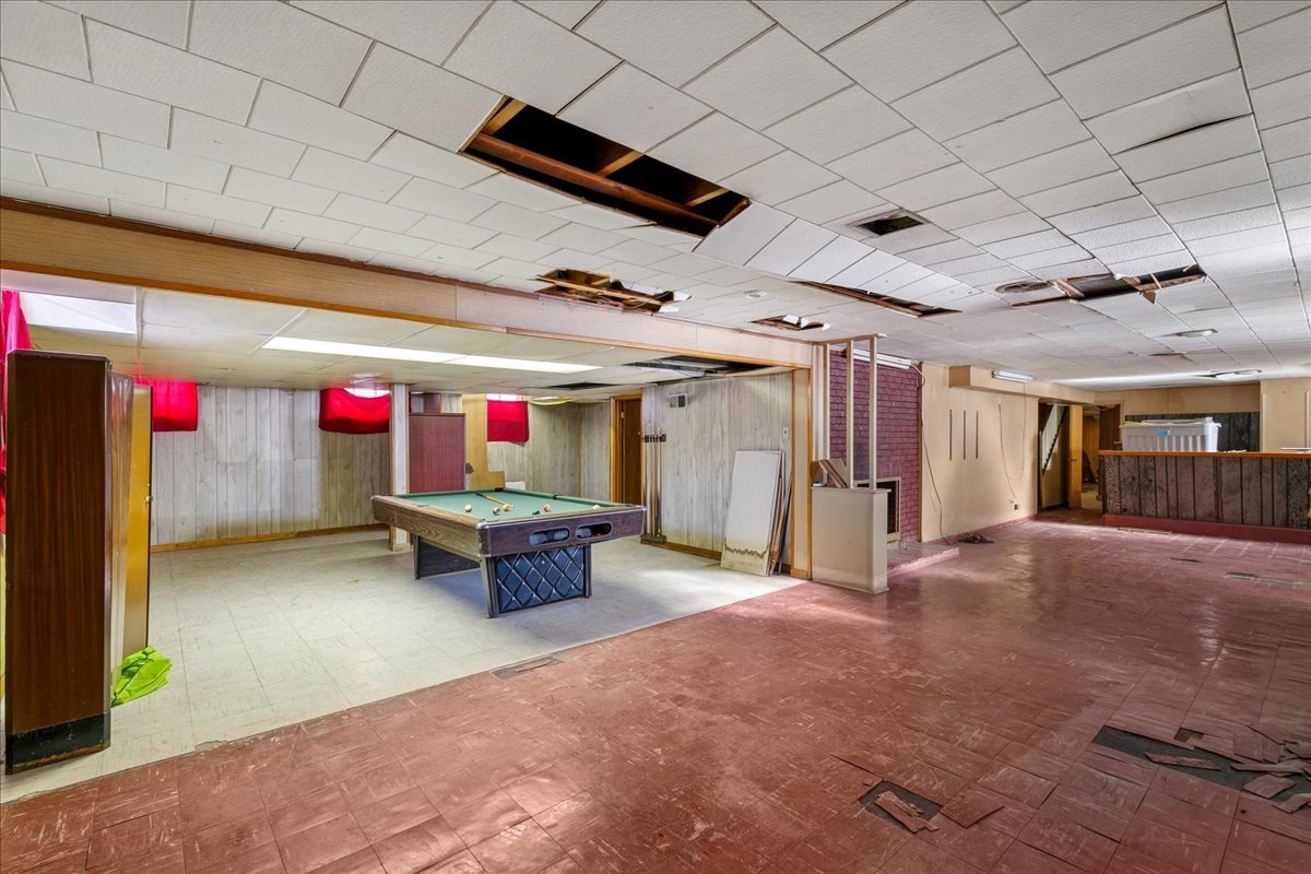 12157 S Perry Avenue