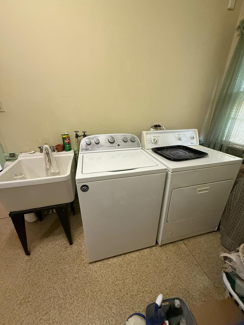 12157 S Perry Avenue