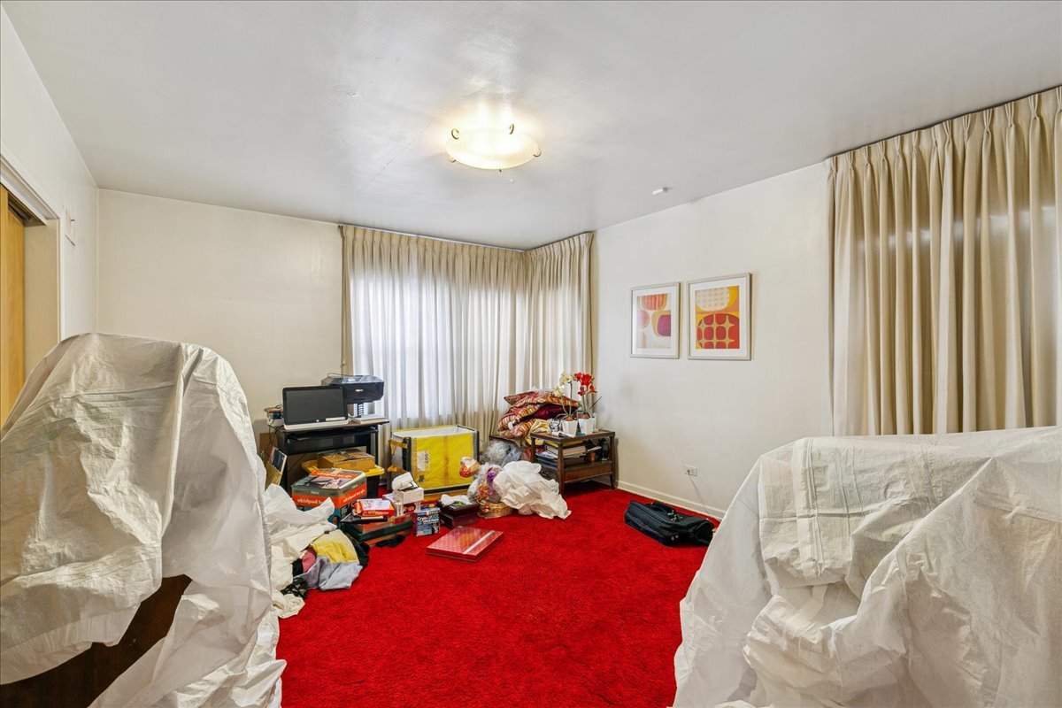 12157 S Perry Avenue