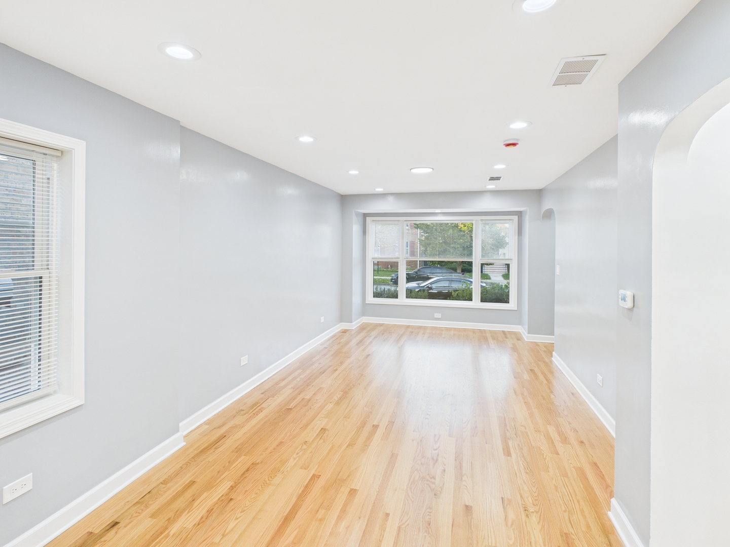 10036 S Saint Lawrence Avenue