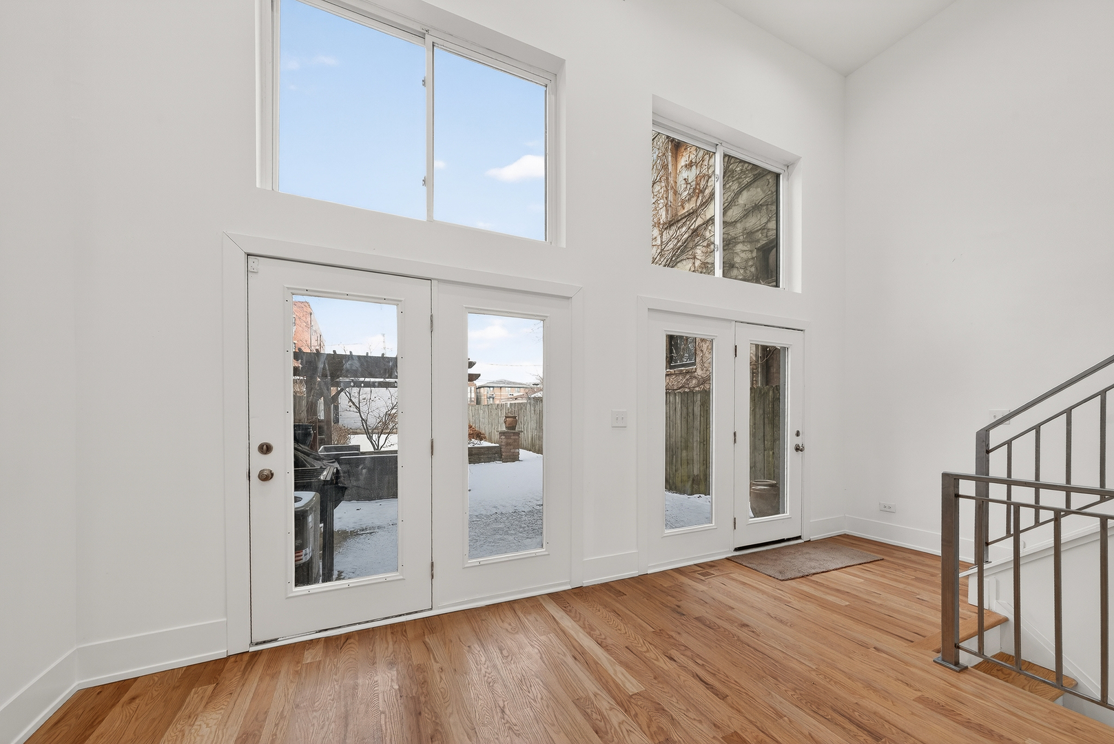 626 E Oakwood Boulevard