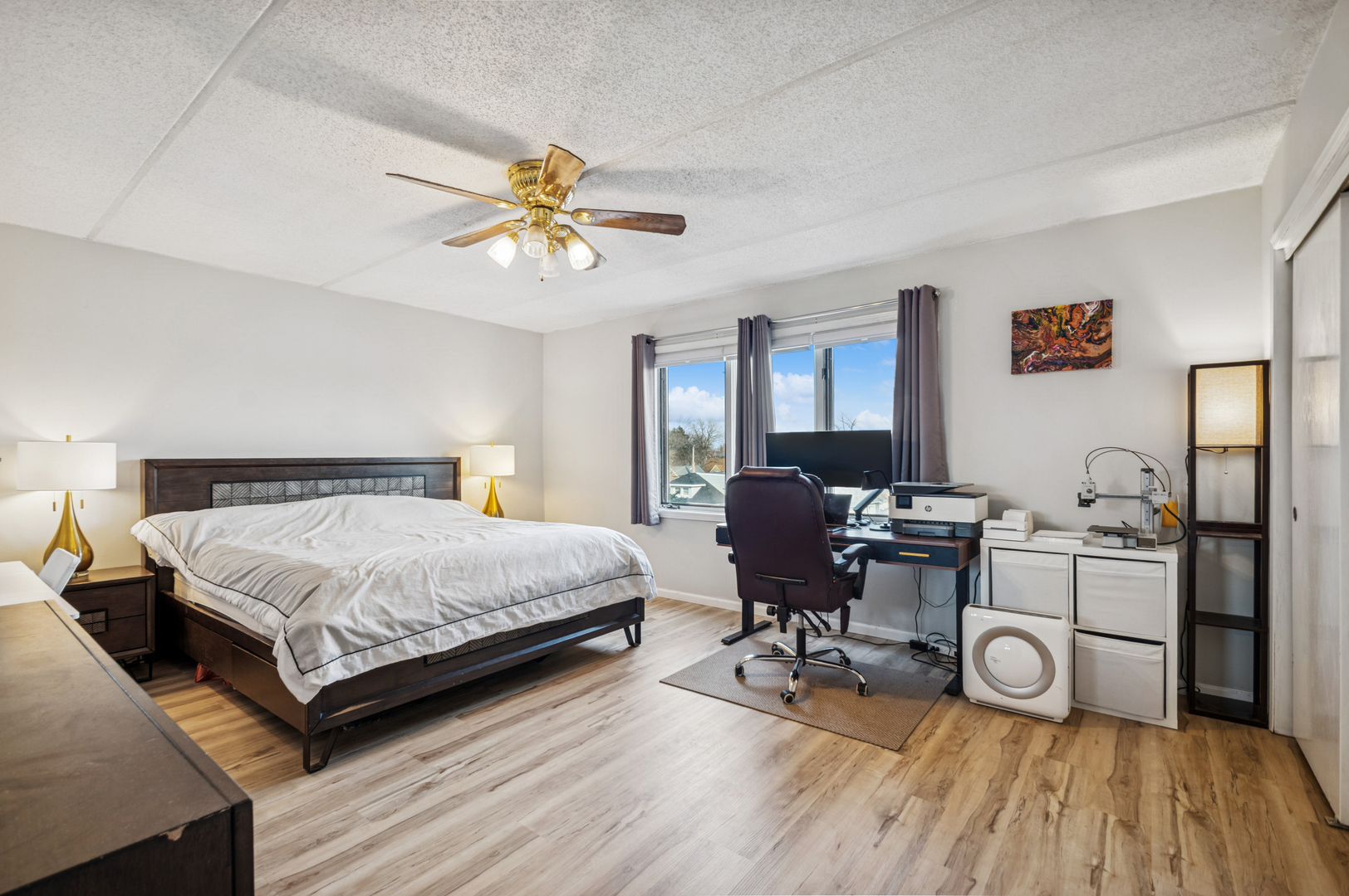 6400 W Berteau Avenue Unit: 308