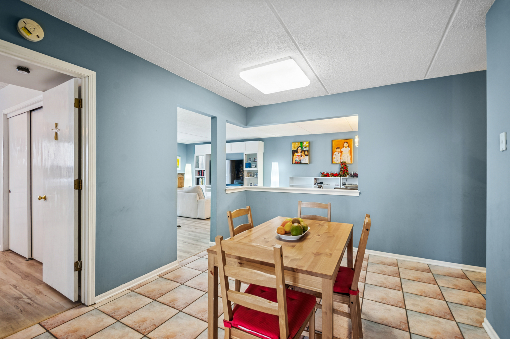 6400 W Berteau Avenue Unit: 308