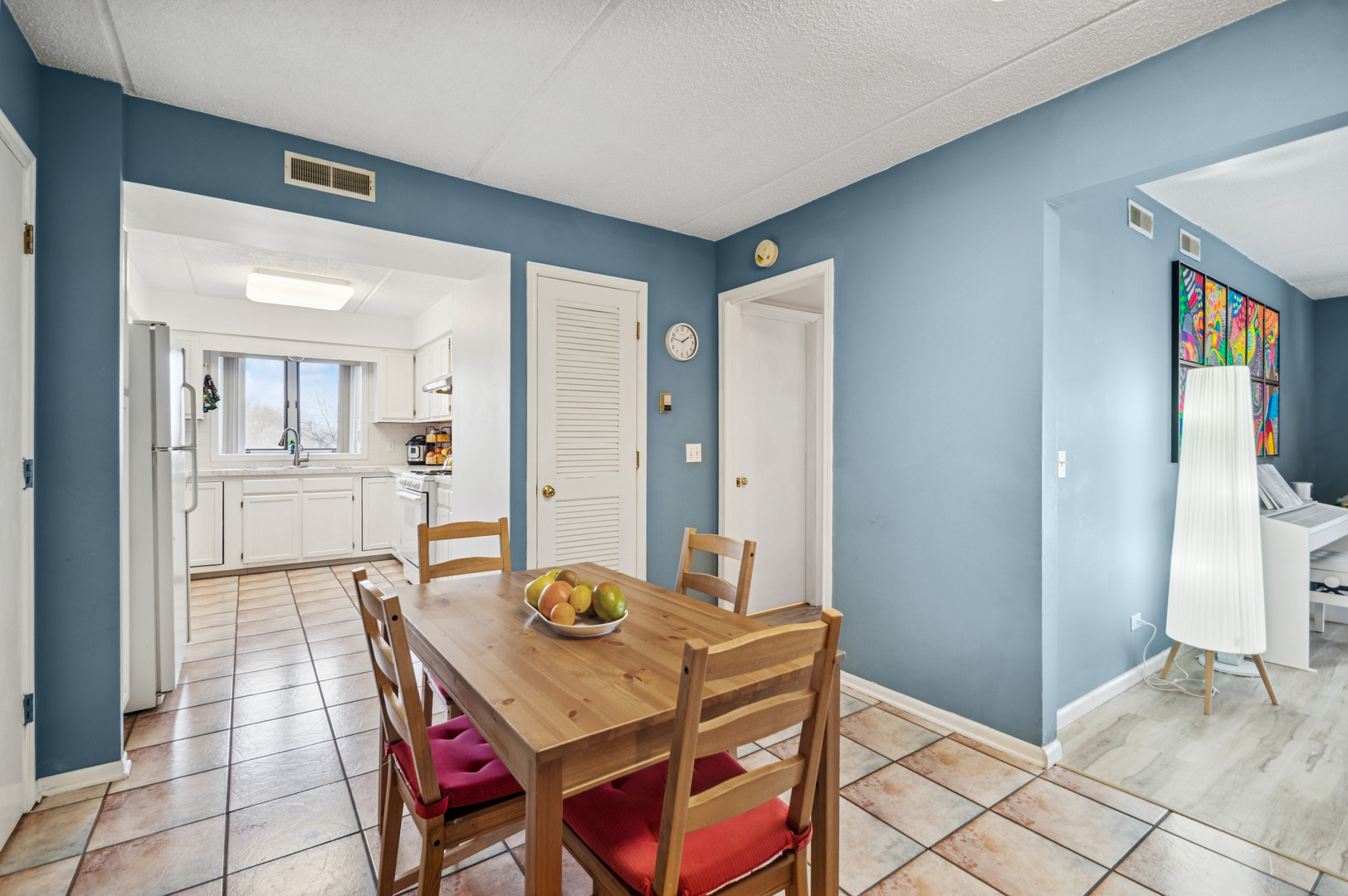 6400 W Berteau Avenue Unit: 308