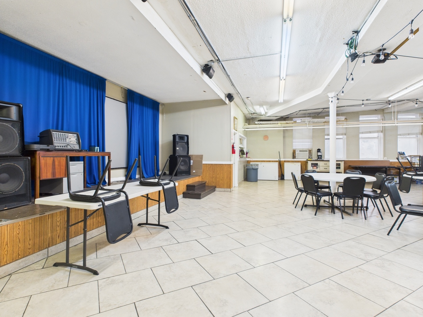 1651 N Karlov Avenue