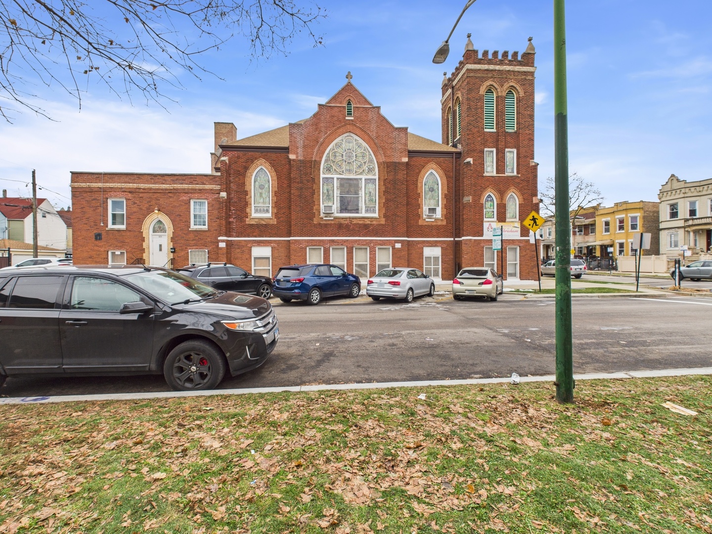 1651 N Karlov Avenue