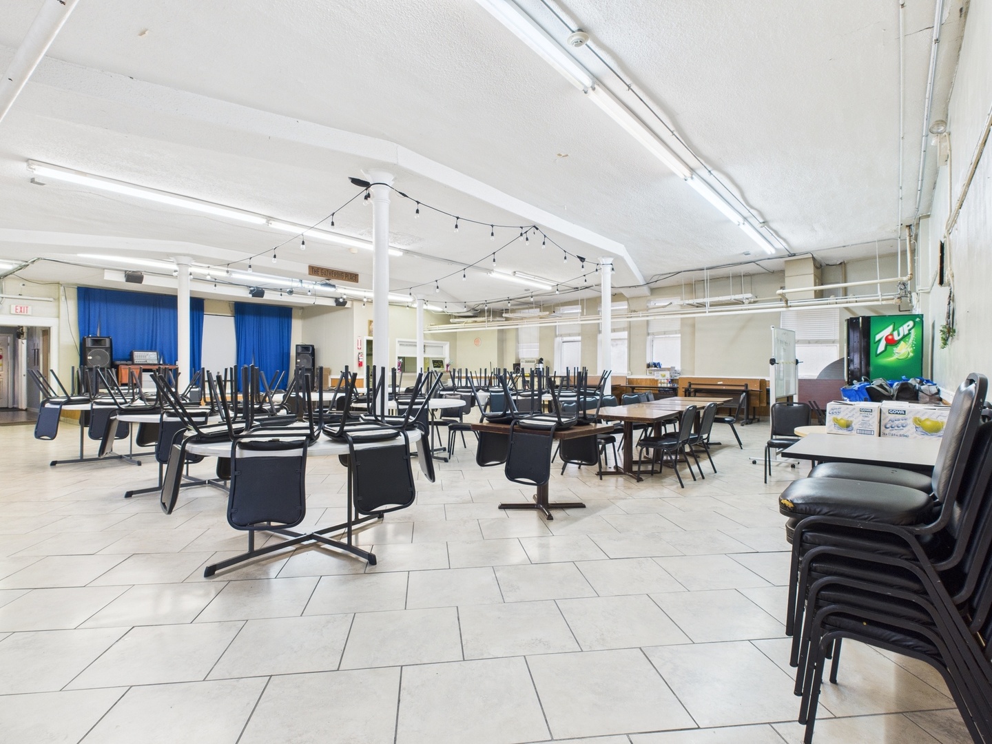 1651 N Karlov Avenue