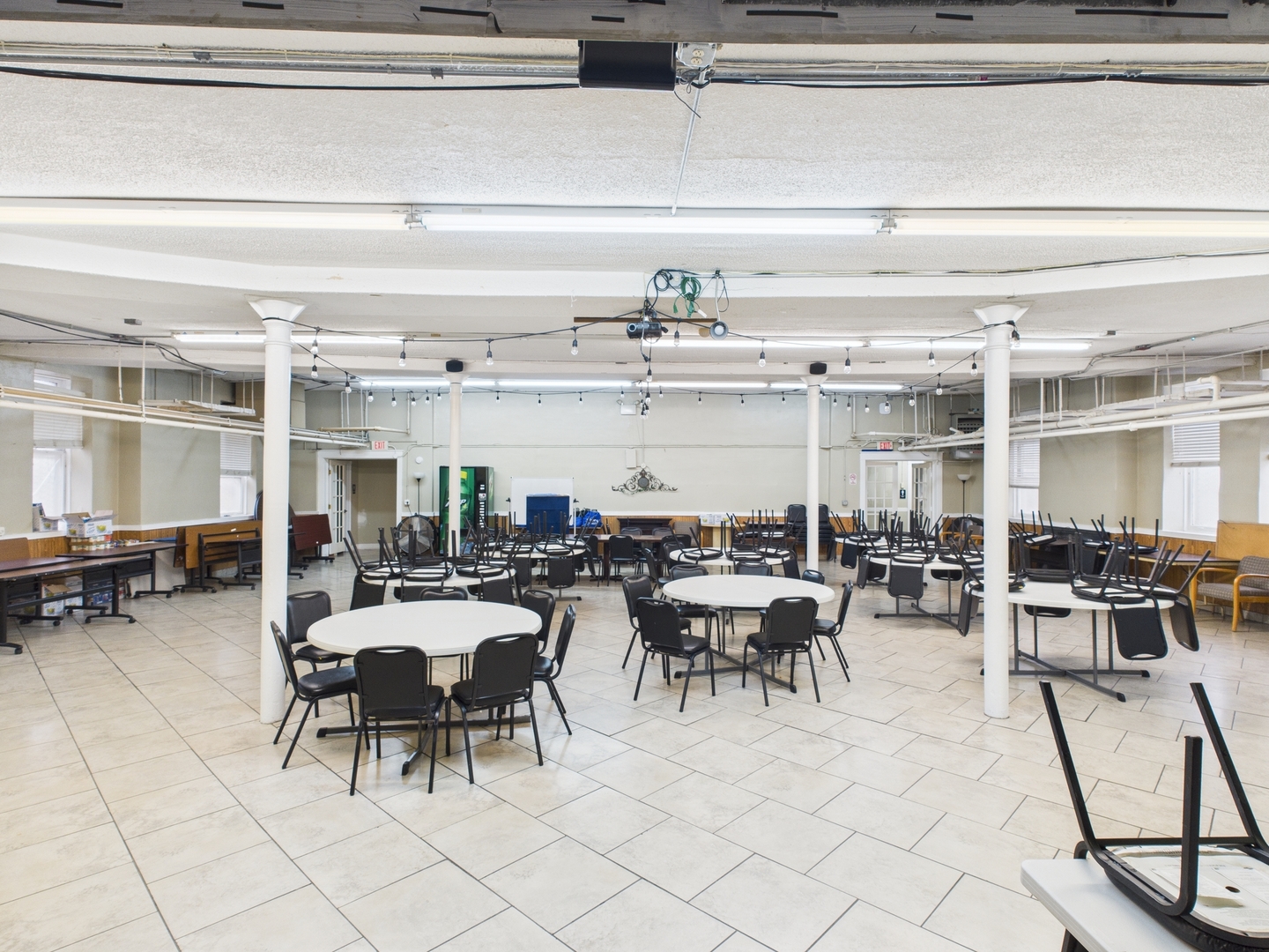 1651 N Karlov Avenue