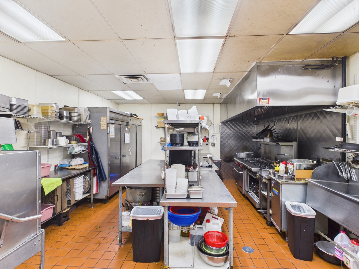 4203 W Lawrence Avenue