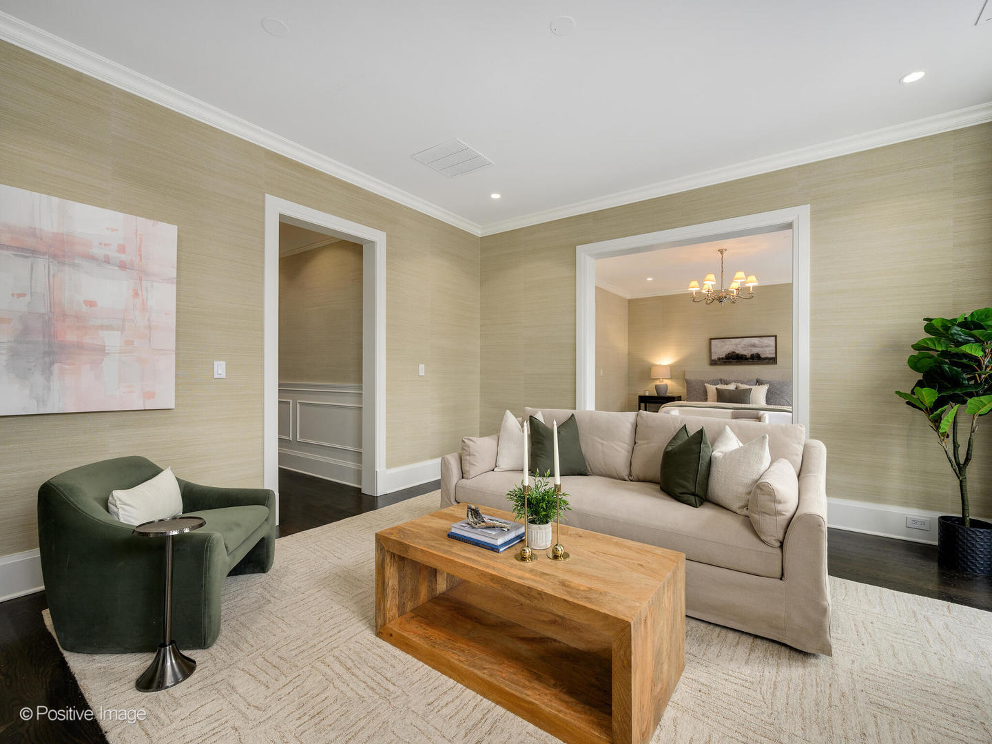 1919 N SHEFFIELD Avenue Unit: 2