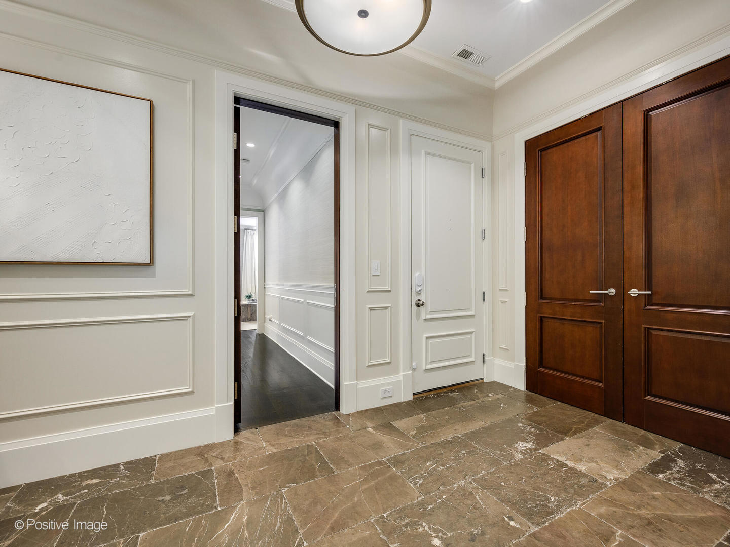 1919 N SHEFFIELD Avenue Unit: 2